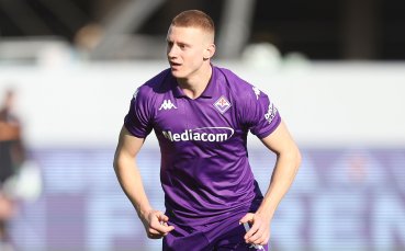 Наполи подсилва защитата си с тийнейджър от Фиорентина