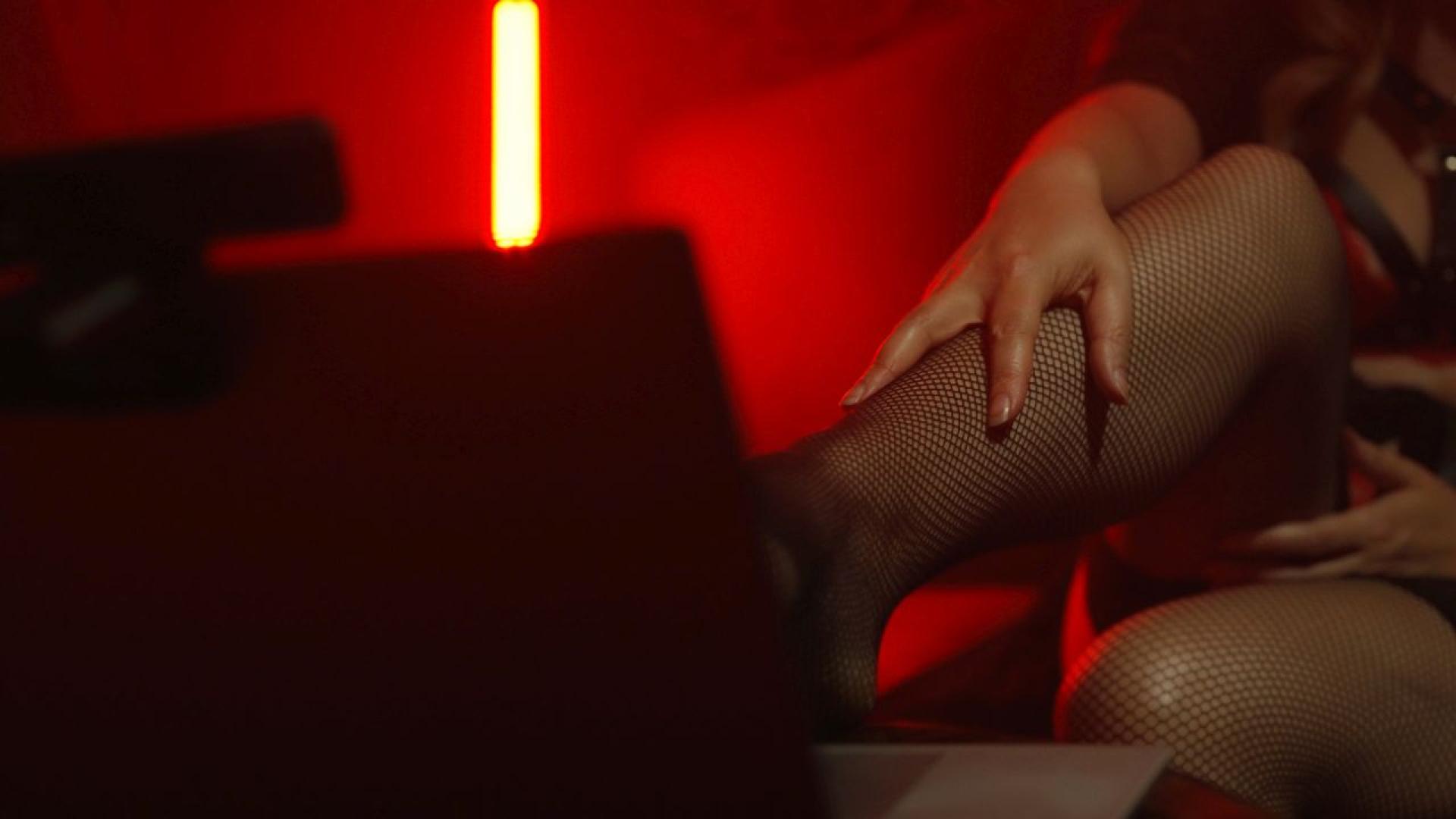 Бивша звезда на OnlyFans разказа за момента в който малкият