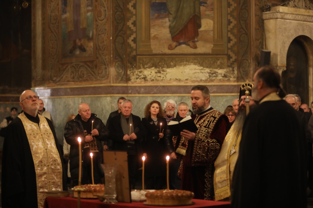 <p>В Патриаршеската катедрала &bdquo;Св. Александър Невски&ldquo; днес бе отслужена панихида в памет на 10 години от смъртта на д-р Желю Желев &ndash; първия демократично избран президент на България.</p>