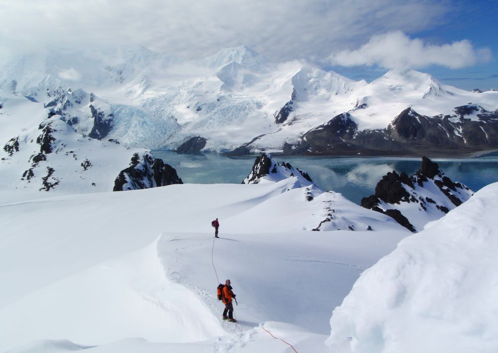 Животът на ръба на човешките възможности в Антарктида: "Спасете ме от този ад"