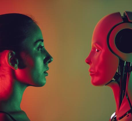 Когато нещо в една връзка започне да куца първата логична