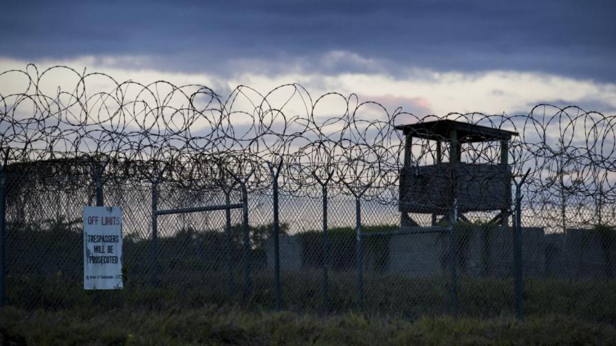 Изглед към военноморската база на САЩ в залива Гуантанамо в Куба