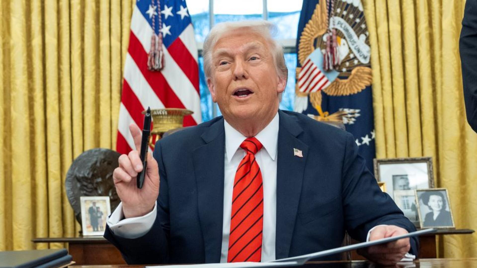 Президентът на САЩ Доналд Тръмп предостави на американските автомобилопроизводители един