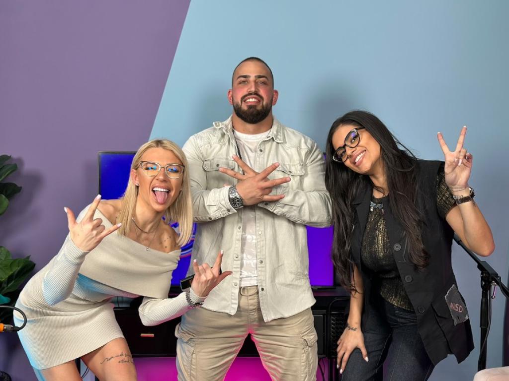 Вторият сезон на най романтичния подкаст Един без друг започна а