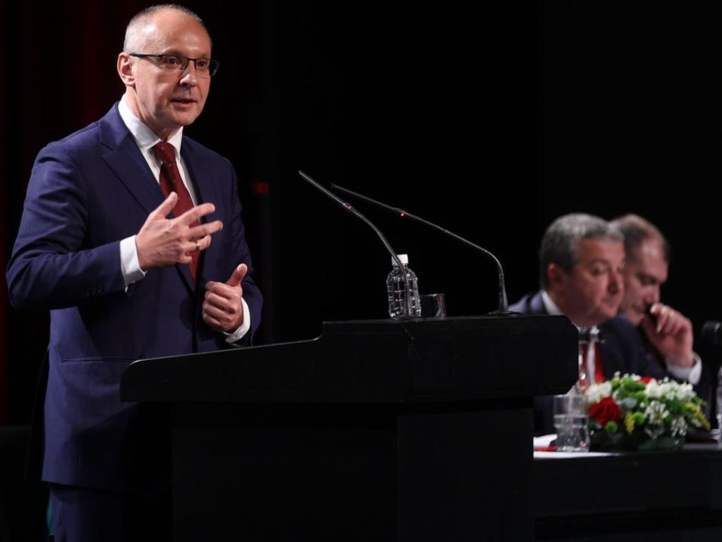 Моля да не разглеждате моята кандидатура за председател на БСП