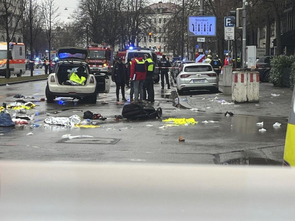 Двегодишно момиче и 37 годишната ѝ майка които бяха ранени след