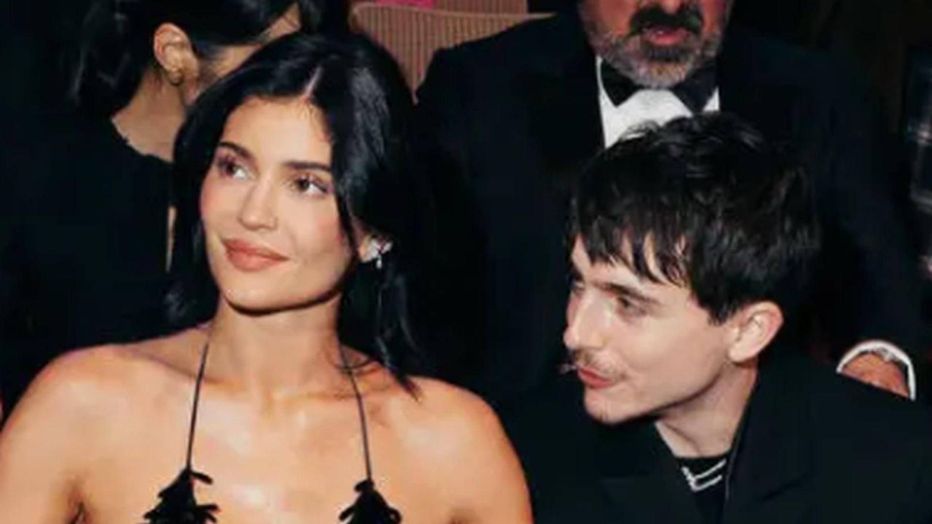 Телевизионната звезда Кайли Дженър и актьорът Тимъти Шаламе излязоха на