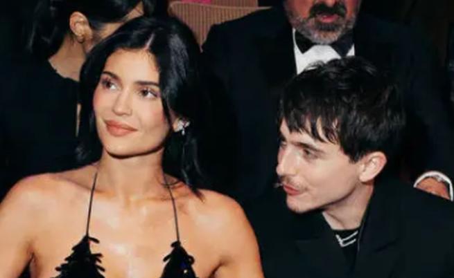 Кайли Дженър и Тимъти Шаламе с еднакви пръстени на BAFTA (СНИМКИ)