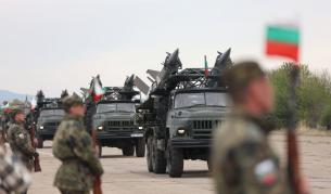 Военна техника и личен състав тръгват по пътищата на страната към полигон „Корен“