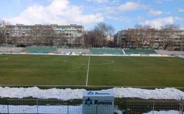 Отлично почистен терен чака Черно море и Лудогорец