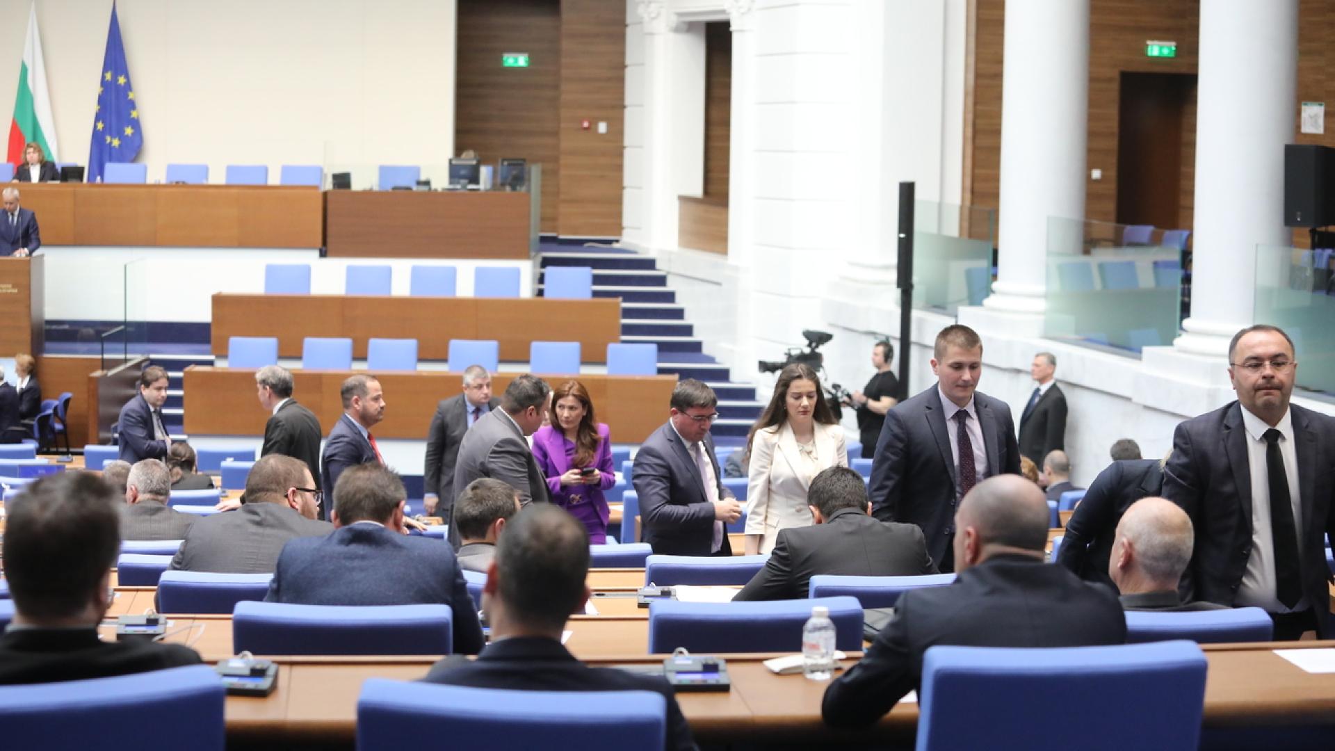 Декларация на лидера на Възраждане Костадин Костадинов за сигнал срещу