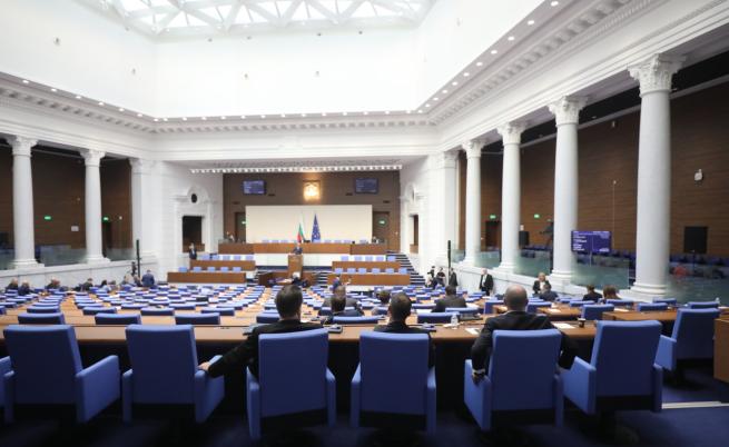 Рокади в състава на комисията по досиетата в НС