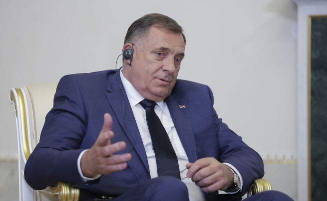 Милорад Додик избегна затвора, наложиха му парична глоба