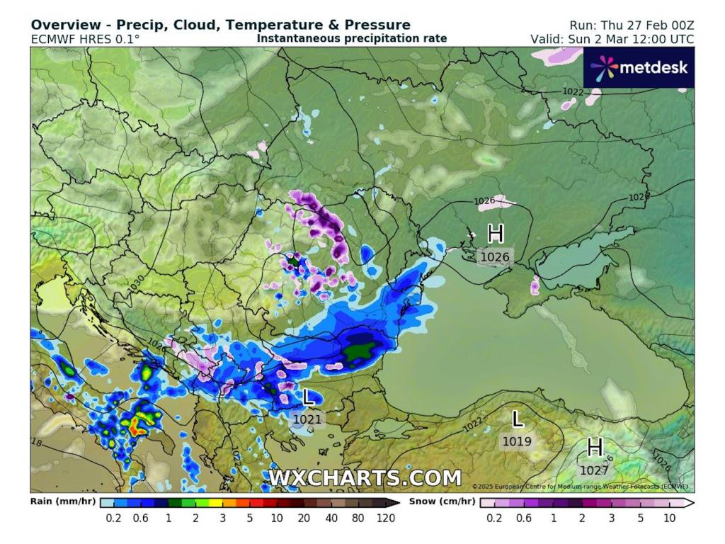 Очаквани валежи от дъжд и сняг в неделя според ECMWF