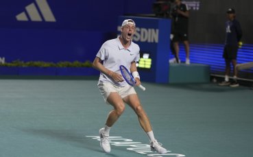 Шаповалов на полуфинал в Акапулко