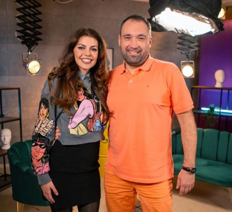 След фурора с първата си имитация на P nk в Като