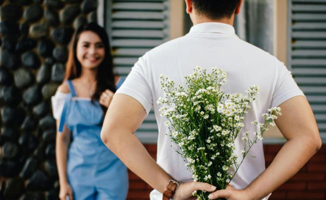 Идеи за страхотни подаръци за нея в последния момент