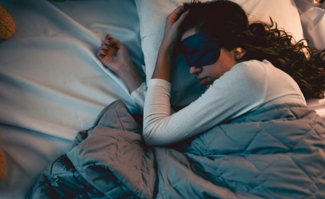 Sleepmaxxing: Модерната рутина за перфектен сън