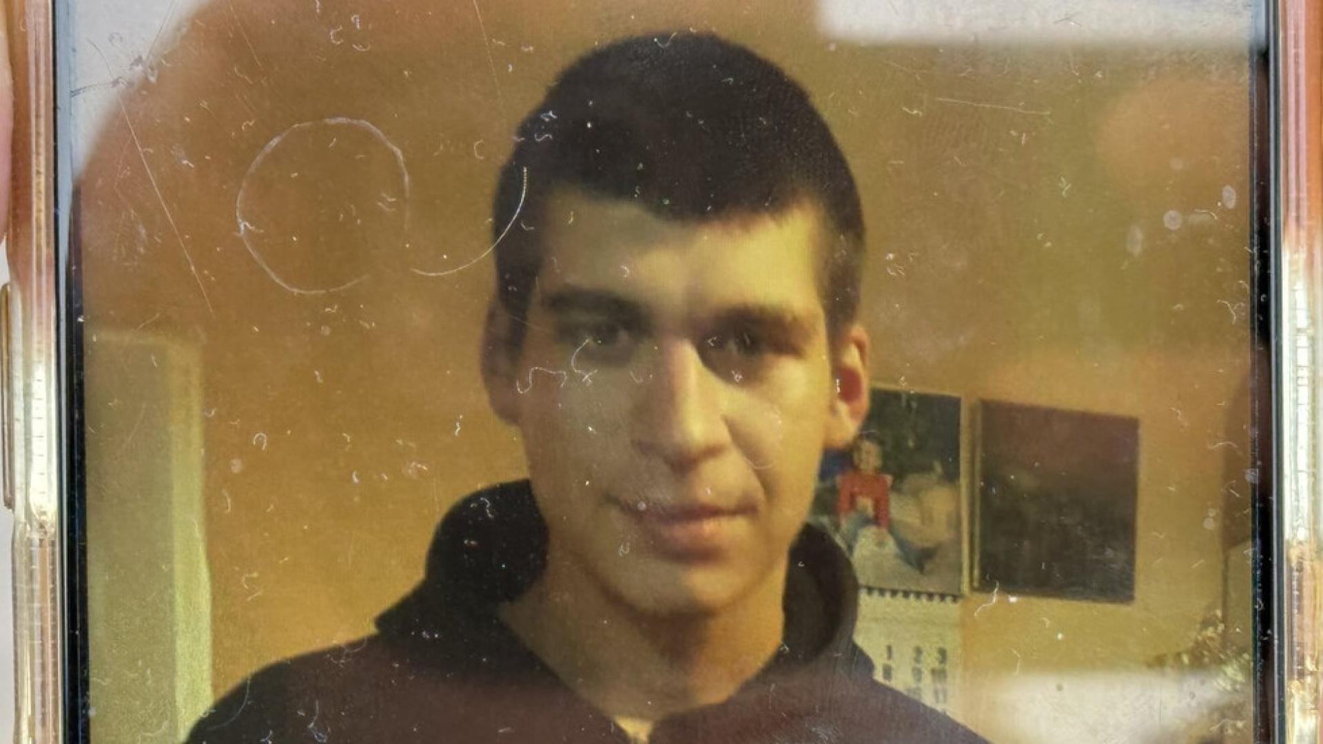 За организиране на погребението на брутално убития 20 годишен младеж Мариян