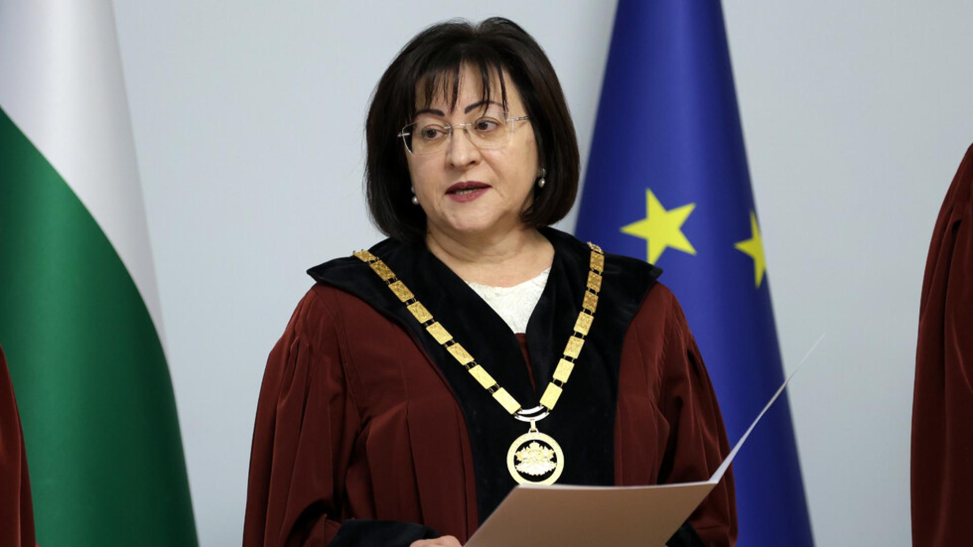 Още в четвъртък 13 март  след постановяването на решението председателят на