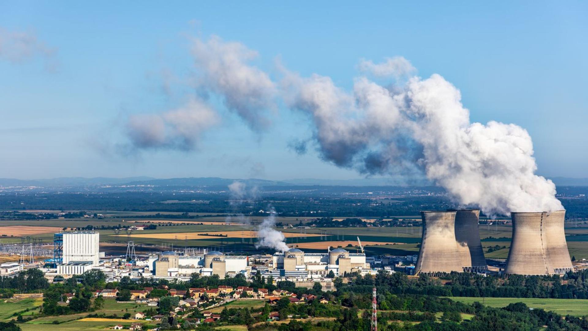 Доналд Тръмп е временен ядрената енергия е завинаги или поне