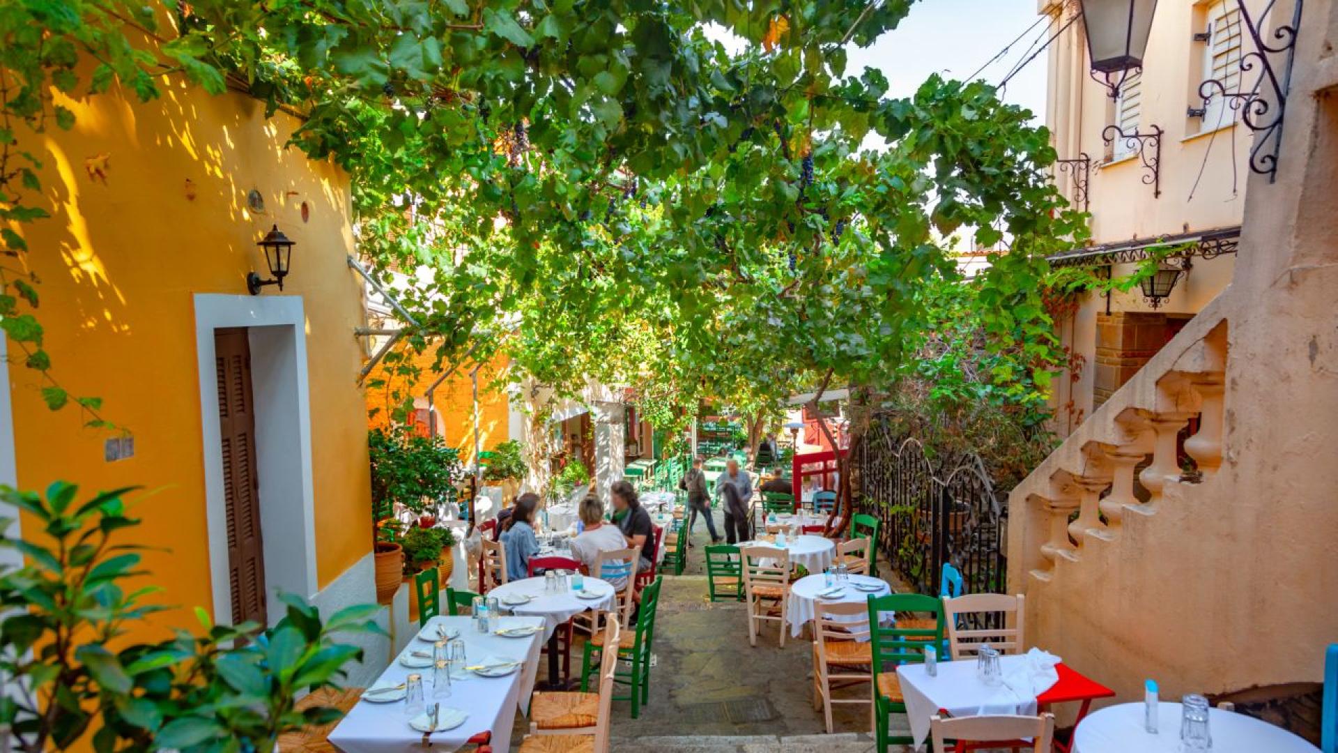 Преди финансовата криза средната пенсия в Гърция е била 1080