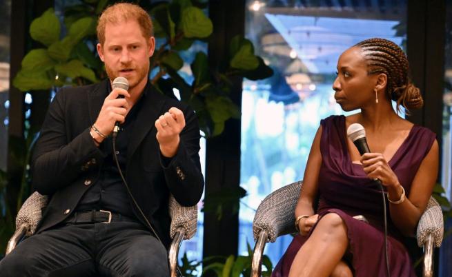  Принц Хари и доктор Софи Чандаука 