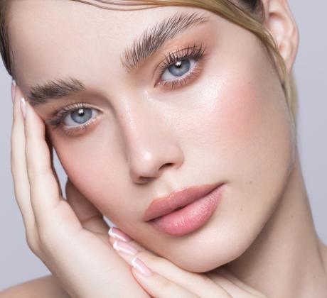 Слънчевата светлина този дар от небесата ни дарява с топлина