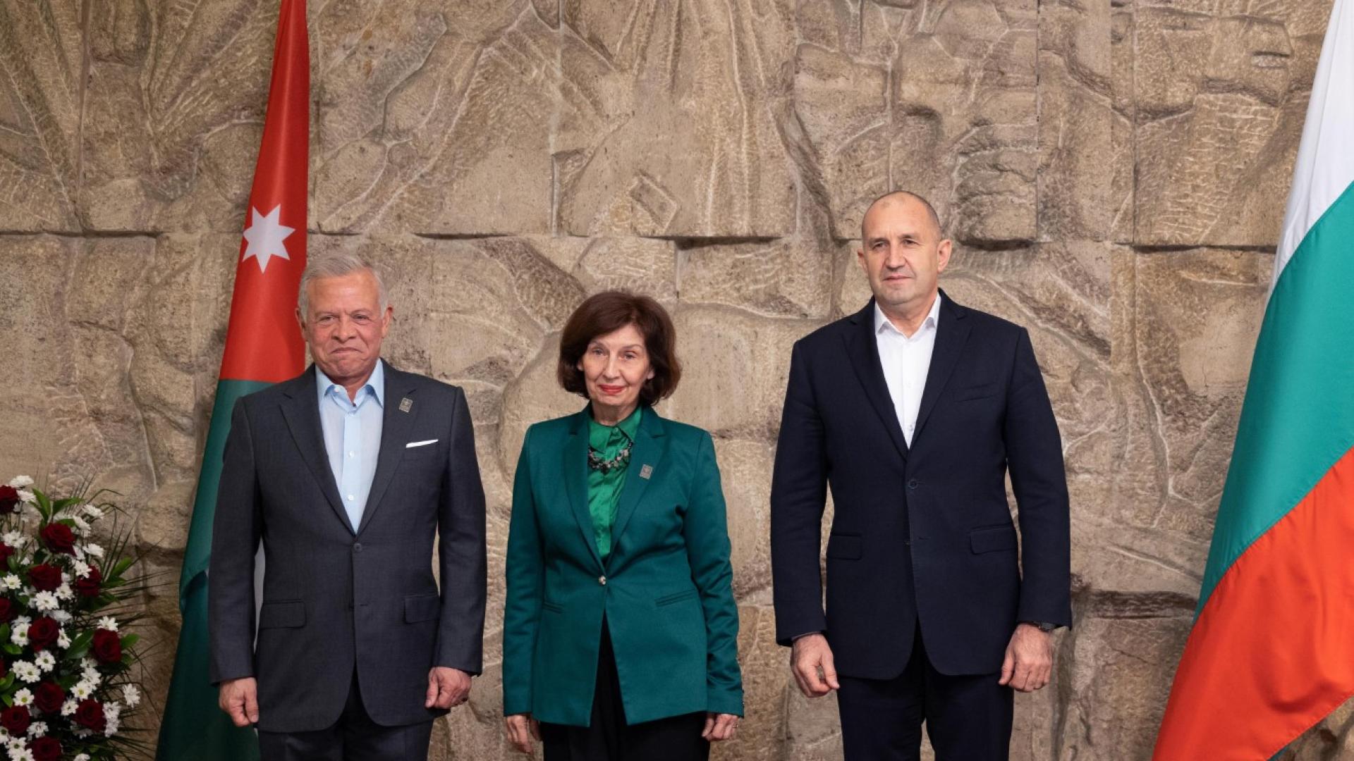 Македонският президент Гордана Силяновска Давкова заяви че българският ѝ колега Румен