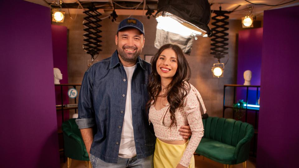 Дивна е от малкото артисти в родния звезден небосклон, които