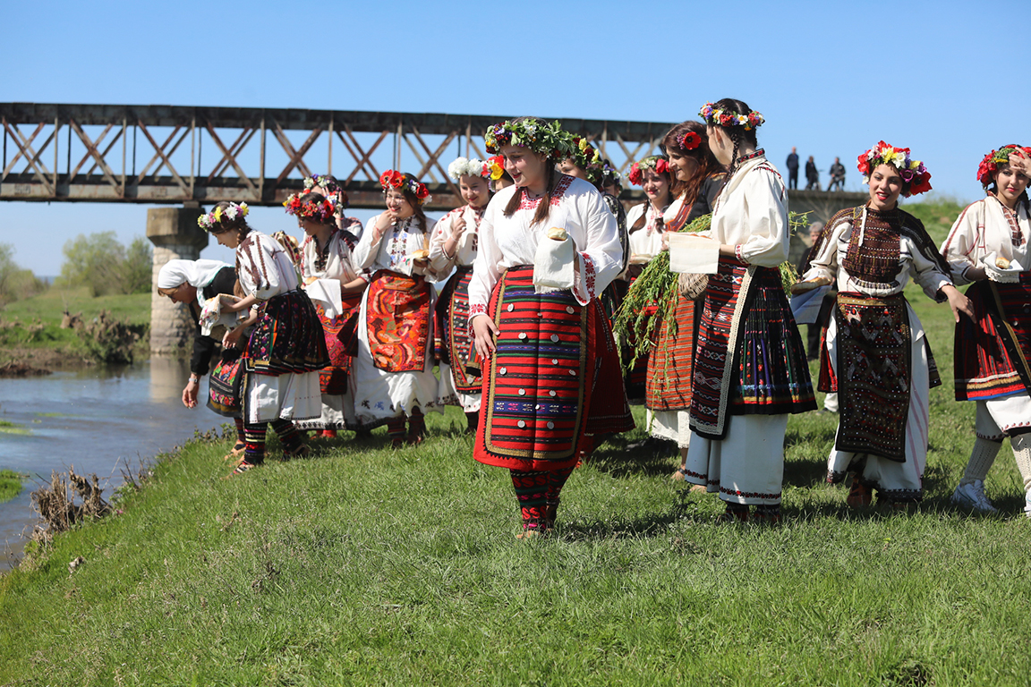 <p>Кумичене край река Искър до гр. Койнаре</p>