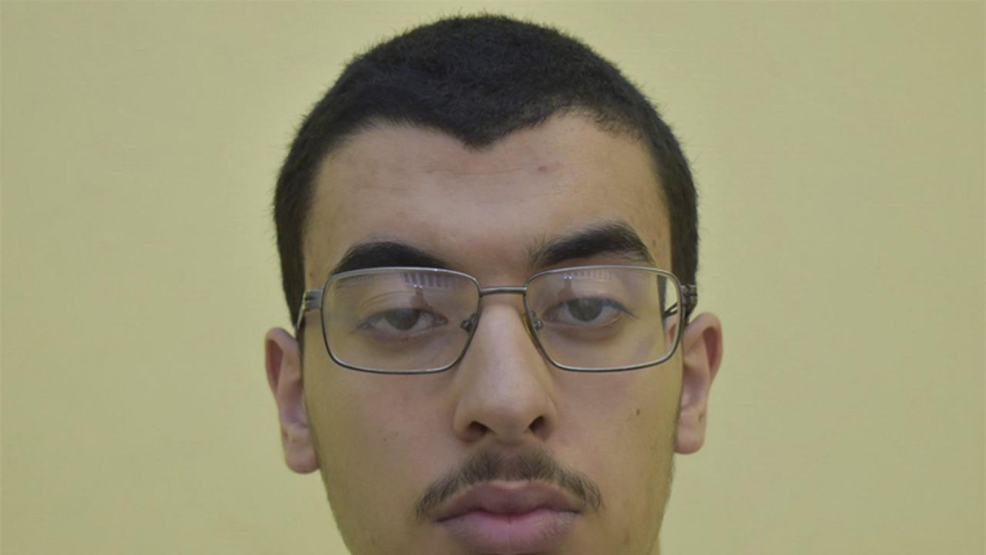 Британската полиция за борба с тероризма води разследване срещу задържания