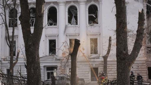 Руски дрон атакува жилищна сграда в Суми