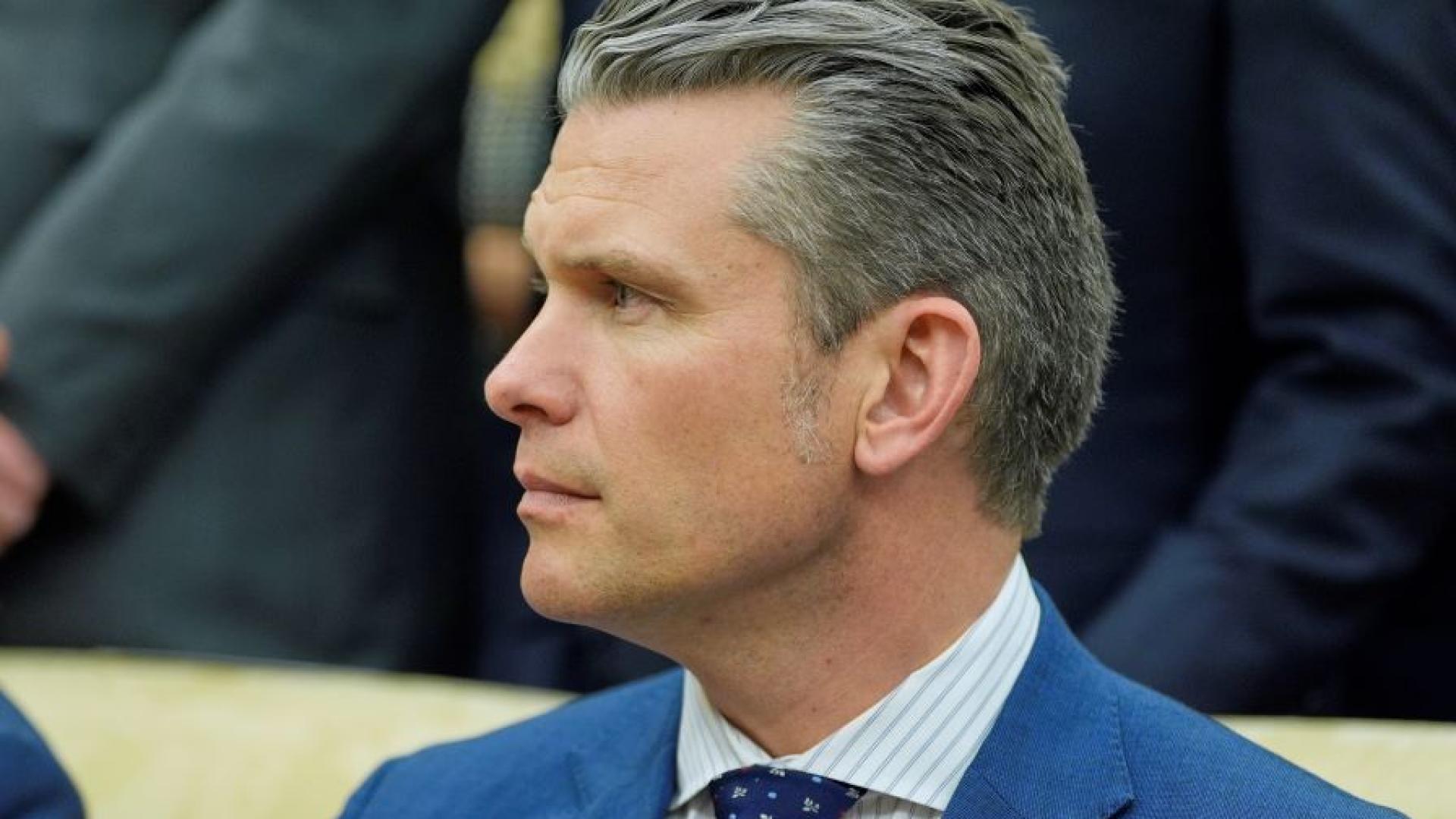 Пентагонът отрече министърът на отбраната на САЩ Пийт Хегсет да