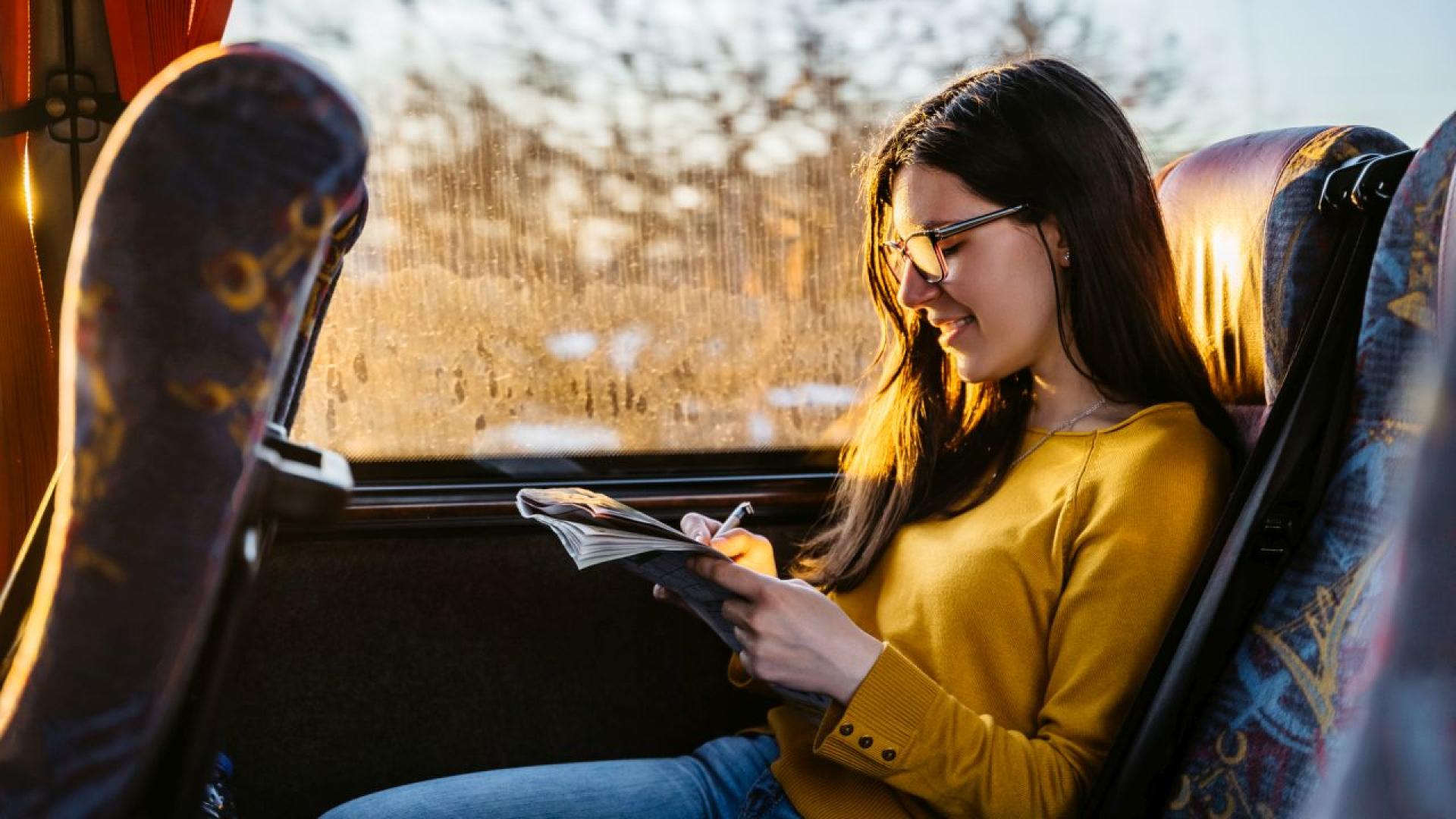 Изборът на място в автобуса е особено важен по време