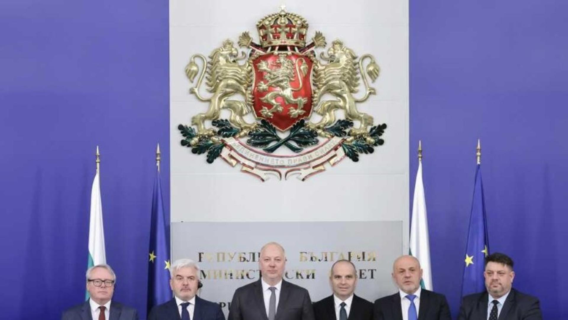 Най мащабният до момента договор за доставка на нови влакове беше