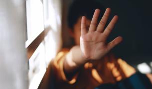 Баща зашлеви шамар на 6-годишно момиче, детето е с комоцио