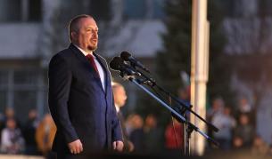 <p>Кметът на Панагюрище: Днес губим всичко, за което бунтовниците ни умряха</p>