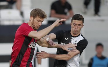 НА ЖИВО: Локомотив Пловдив 0:0 Локомотив София, спокойно начало