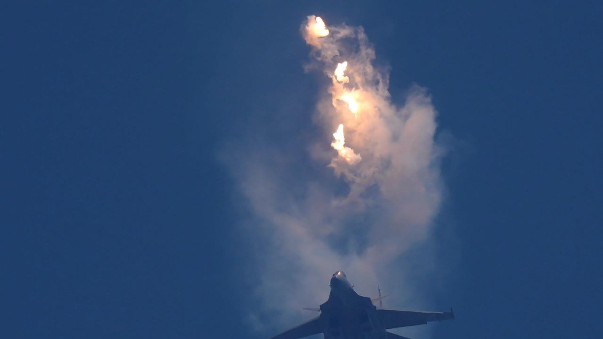 Украйна е свалила руски изтребител Су 30 с ракета изстреляна от