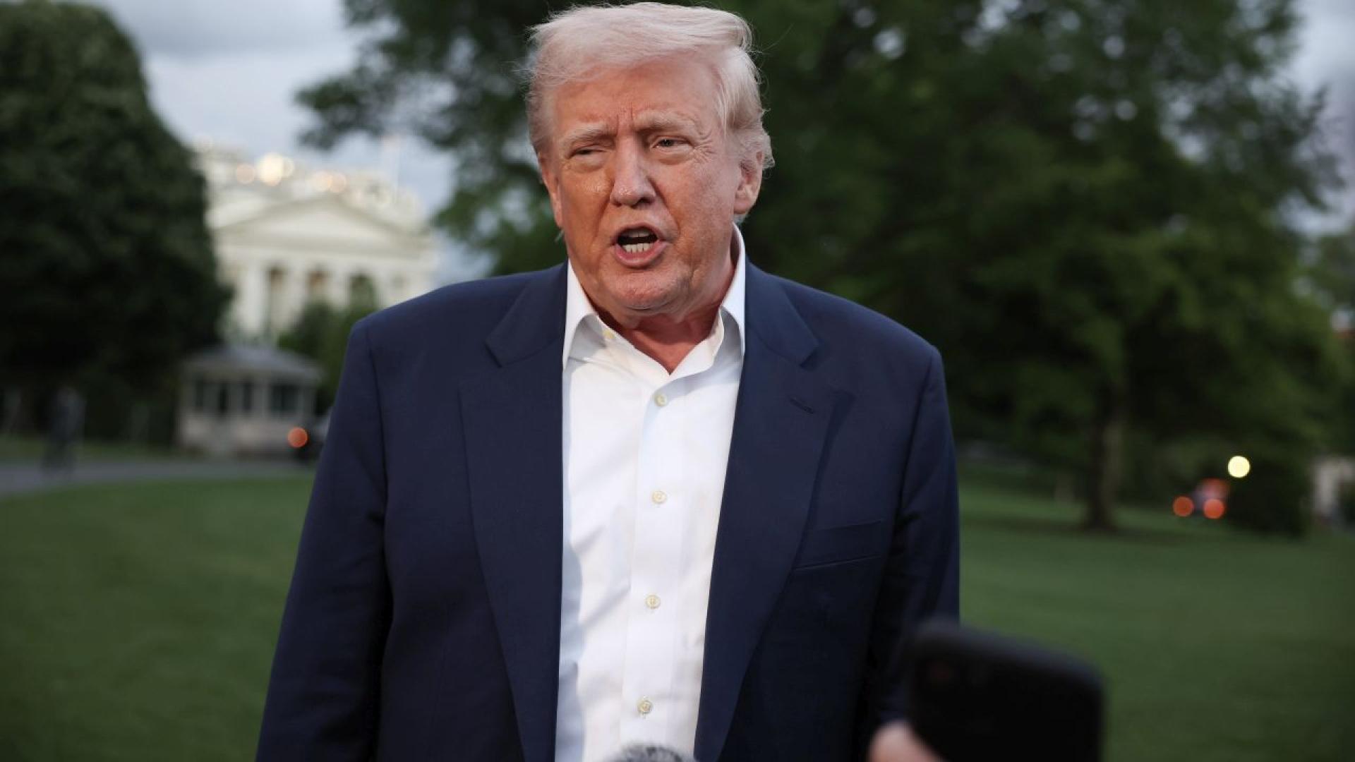 Президентът на САЩ Доналд Тръмп отрече че обмисля трети президентски