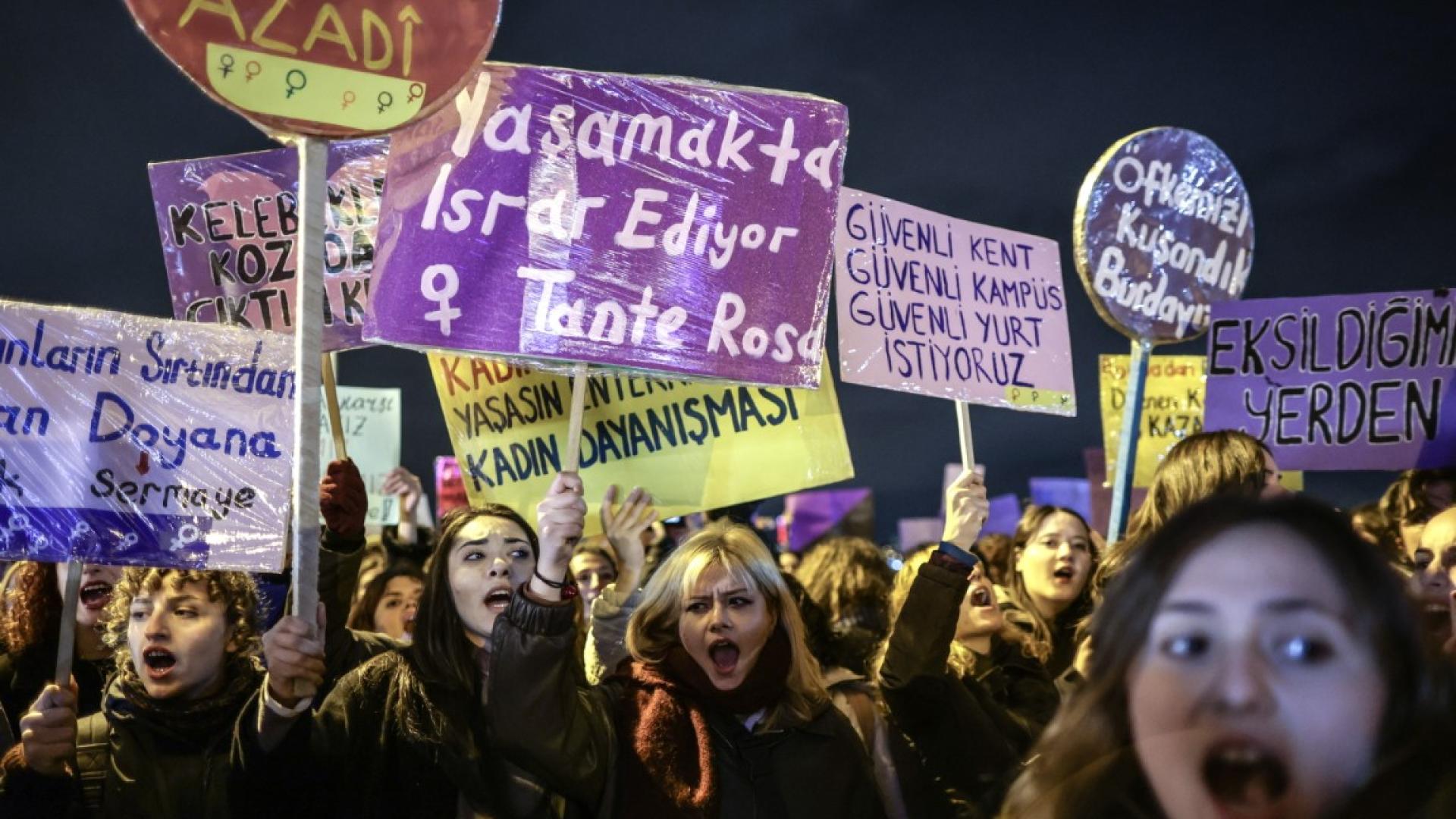 Убийство в Истанбул на 34 годишна жена от бившия ѝ съпруг