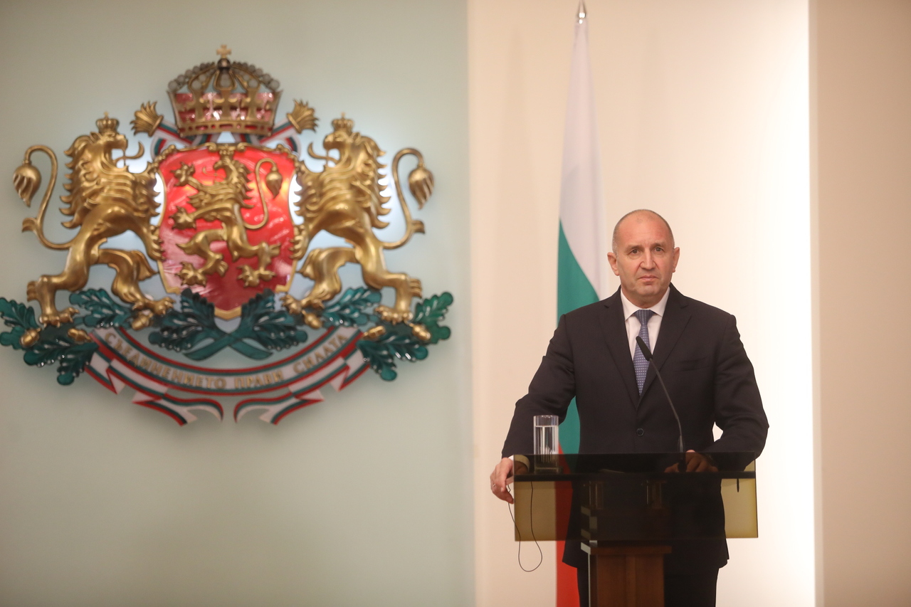 <p>Румен Радев посрещна полския си колега в президентството.</p>