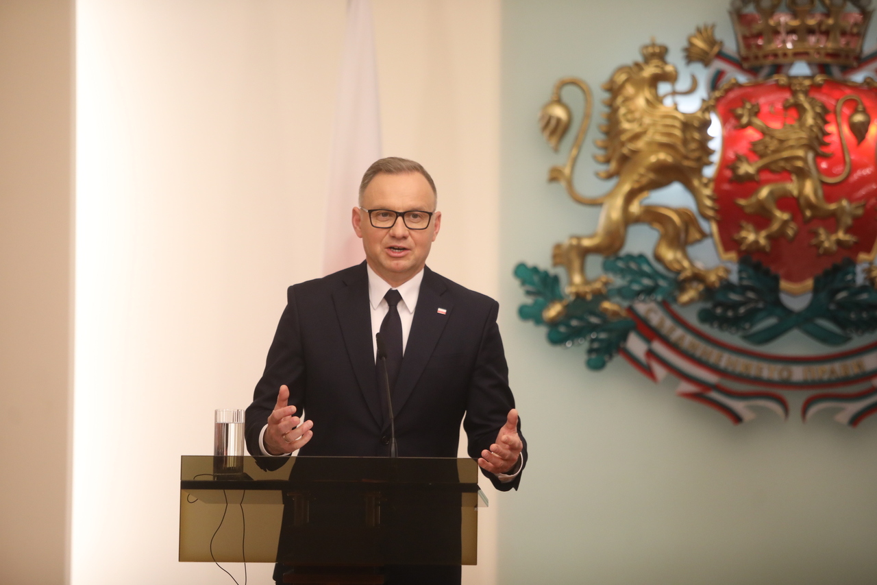 <p>Румен Радев посрещна полския си колега в президентството.</p>