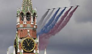 Руски Су-25 репетират за парада на 9 май на Червения площад
