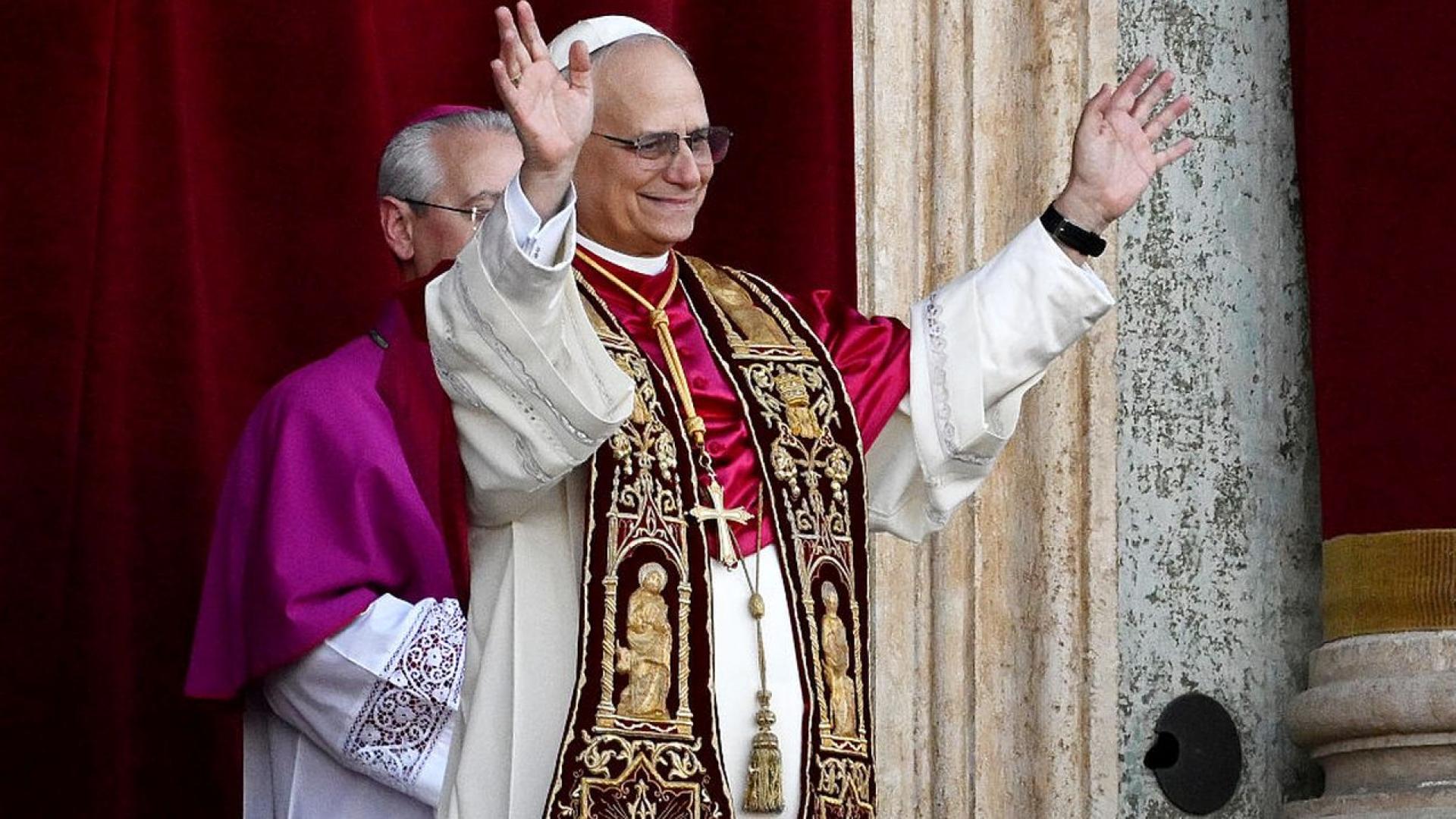 По средата на първата си реч като папа Лъв XIV