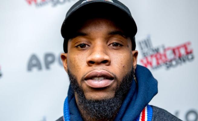 Рапърът Тори Ланес е намушкан 14 пъти в калифорнийски затвор