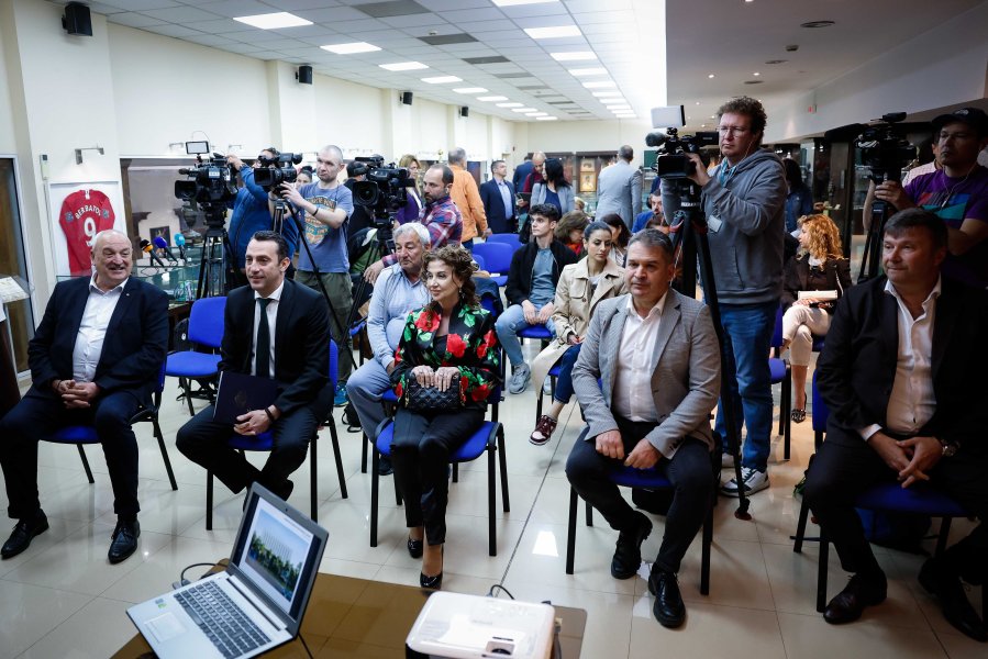 Представяне на проект за нова зала за художествена гимнастика1