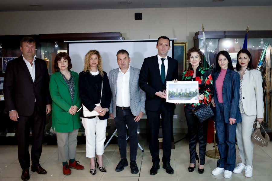 Представяне на проект за нова зала за художествена гимнастика1