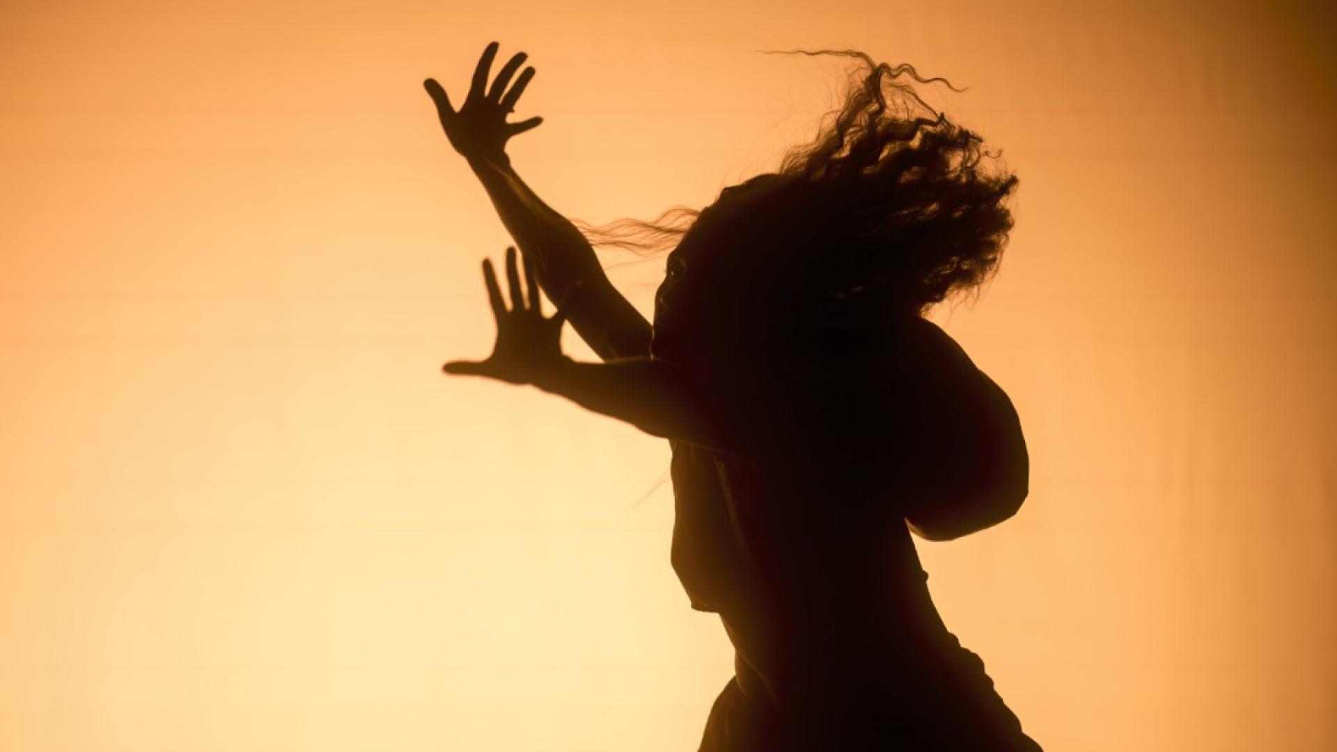 Открита танцова програма и пет урока по хип хоп електро кръмп